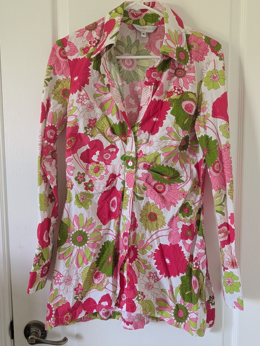 Central Falls Floral Long Sleeve Button Up Blouse MED Made in USA 100% cotton